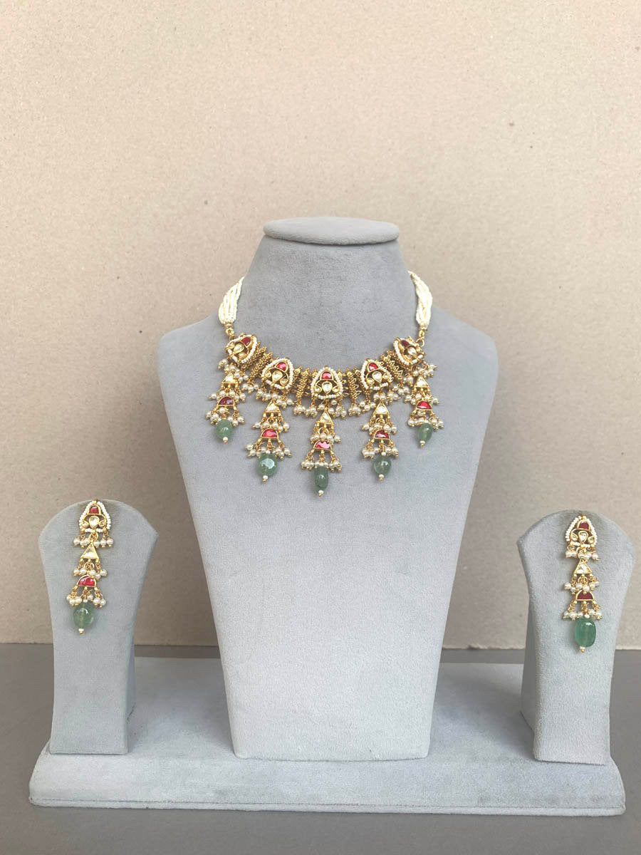Next to Real Gold/ Antique Gold Plated jadau set with Natural stones/ Punjabi Jewelry/ Indian Jewelry set/ Amrapali Inspired